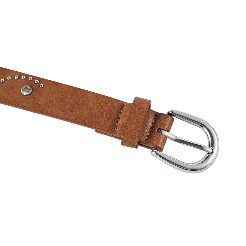 Nietenbesetzter Ledergürtel im Western-Stil