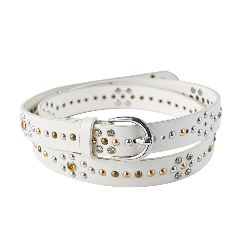 Taillengürtel aus Leder mit Nieten in Silber und Gold